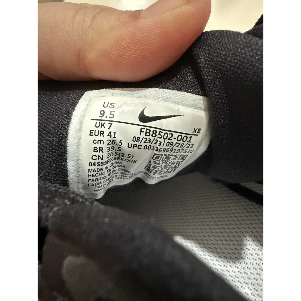 Nike ZoomX Running Shoes Womens 9.5 Black Cushioned Sneakers‎ FB8502-001